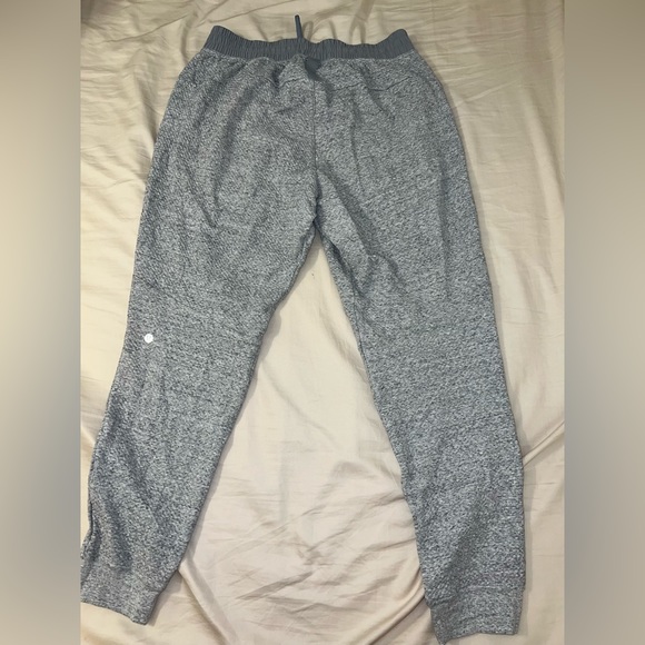 Men’s Grey Lululemon Sweatpants - Picture 5 of 5